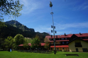 Гостиница Hotel-Gasthof Im Wiesengrund  Бад Хинделанг